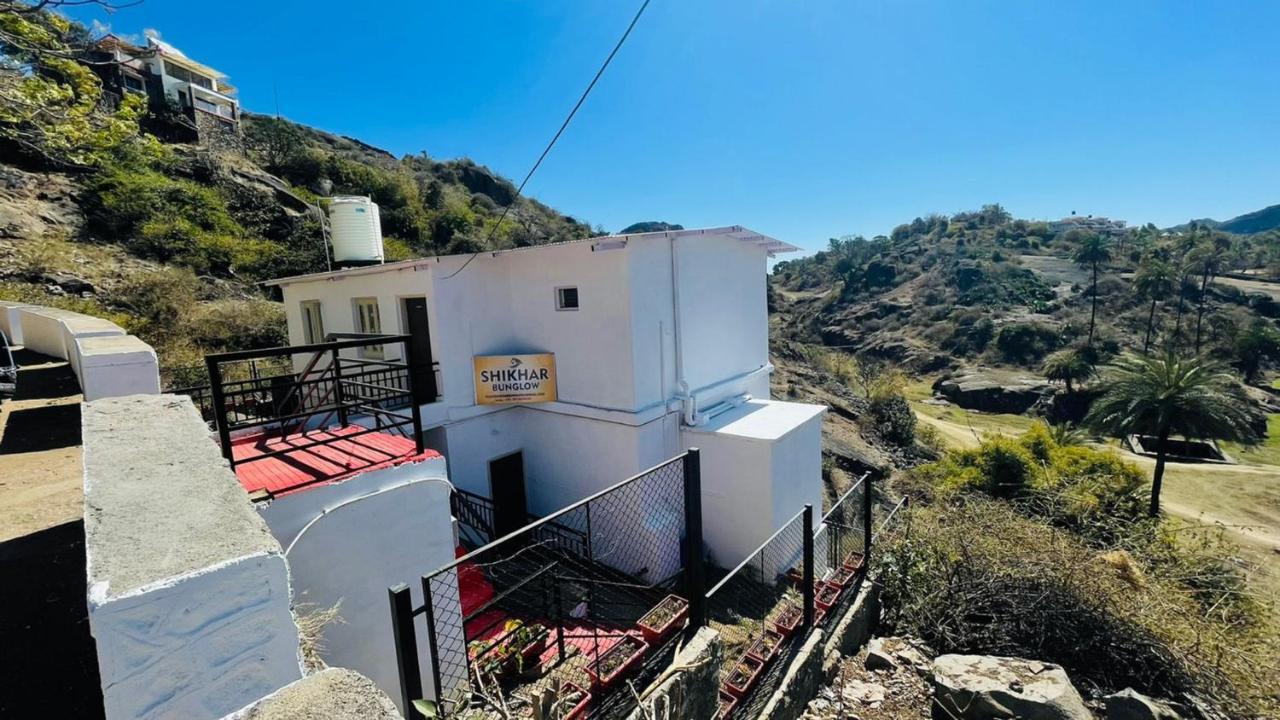 Shikhar Bunglow - A Stunning Valley View Bungalow In Mount Abu Bed & Breakfast Ngoại thất bức ảnh
