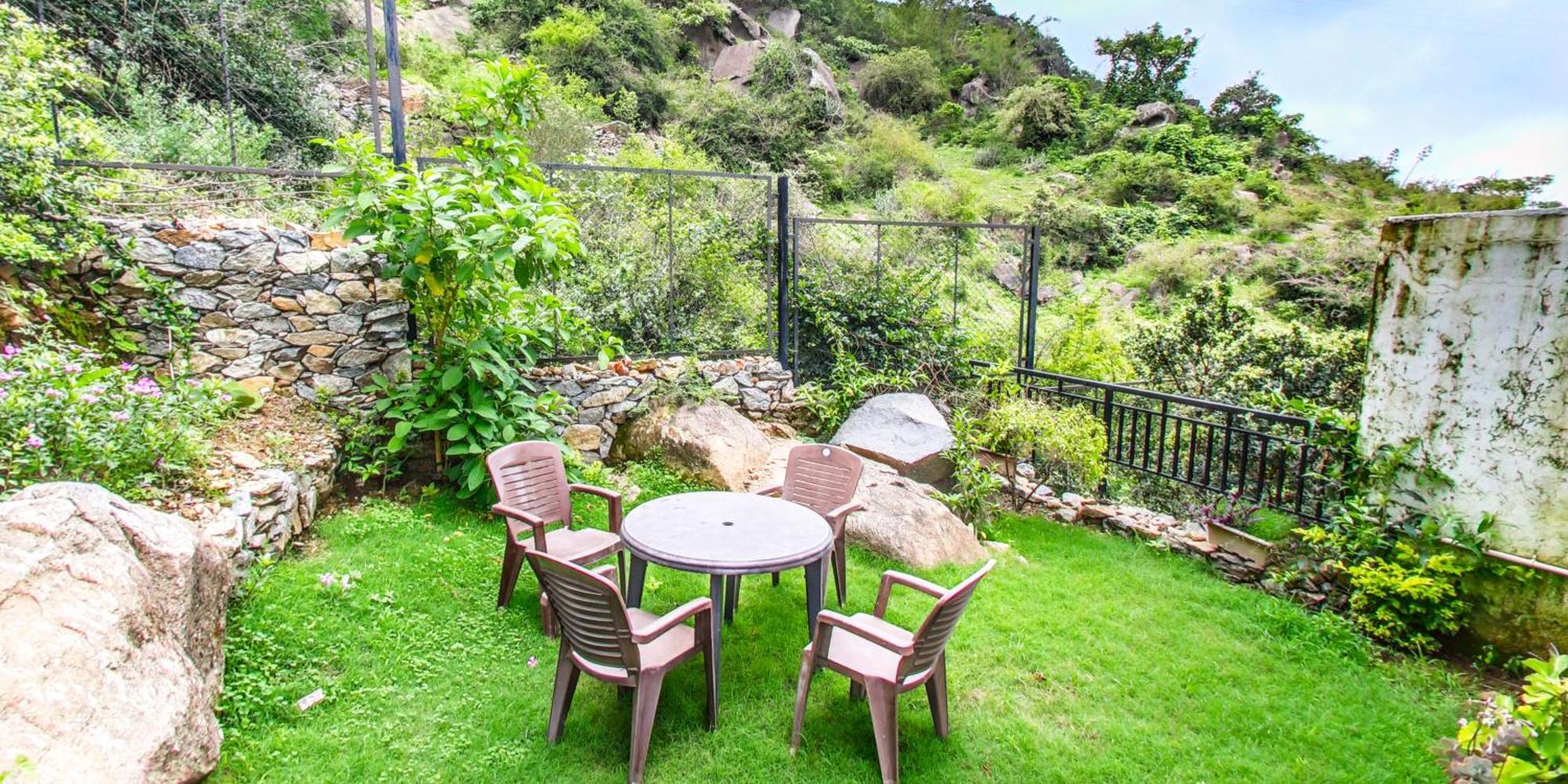 Shikhar Bunglow - A Stunning Valley View Bungalow In Mount Abu Bed & Breakfast Ngoại thất bức ảnh